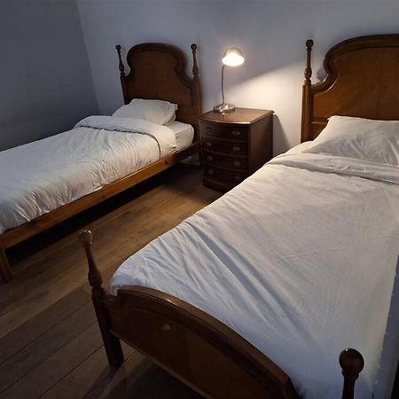 Casa Bajo El Acueducto Con Plaza De Garaje Villa เซโกเวีย ภายนอก รูปภาพ